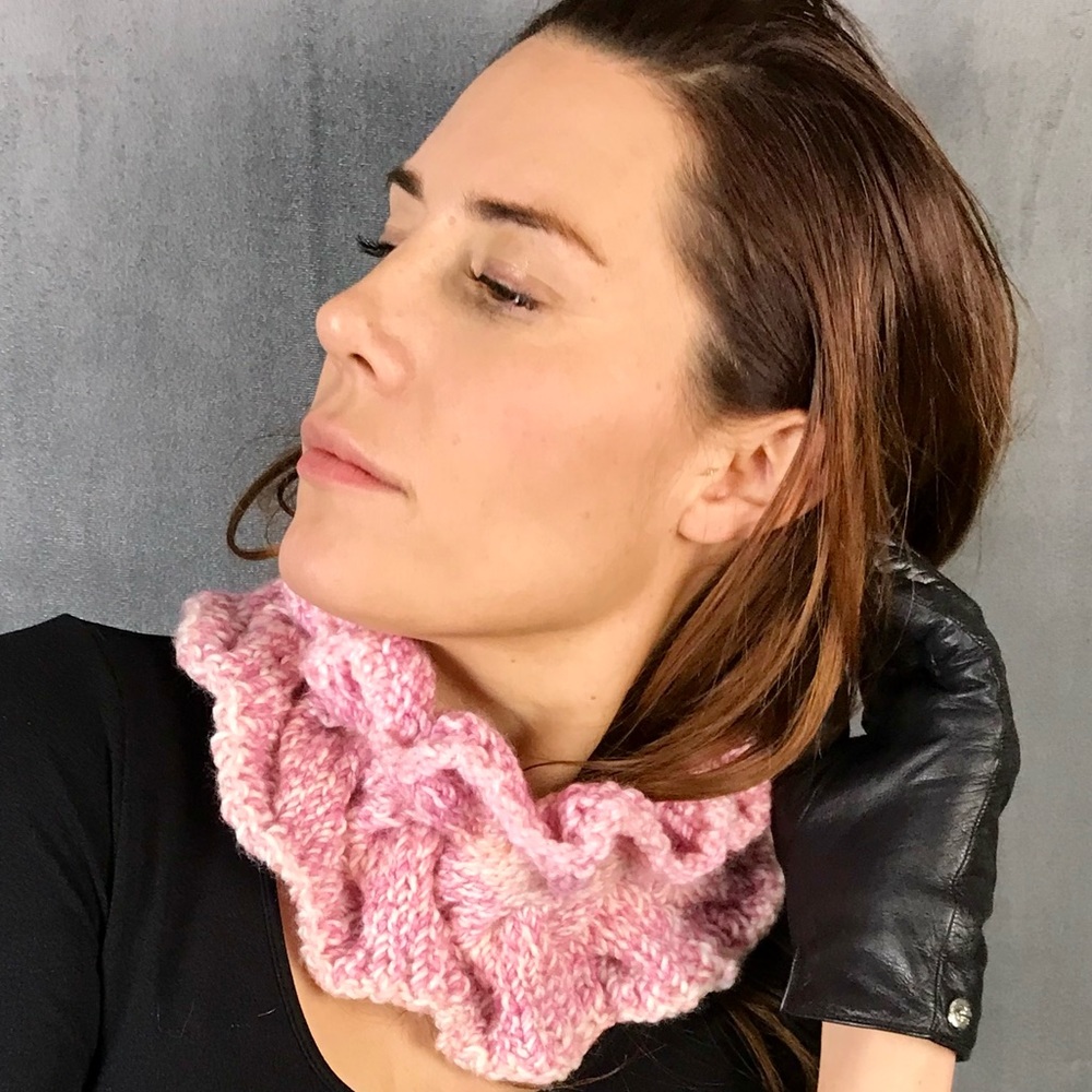 Handmade Neck Warmer (K53-6H) New Without Tags